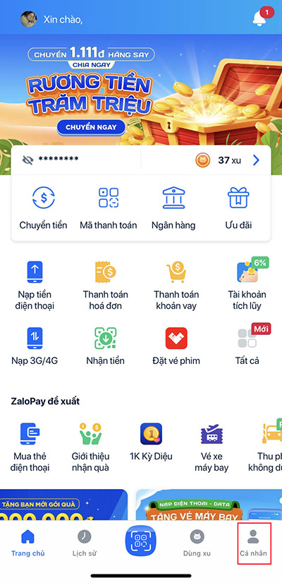 Vào mục "Cá nhân" để bắt đầu thao tác hủy liên kết ZaloPay với Lazada