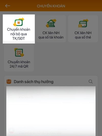 Tùy thuộc vào chủ tài khoản nhận tiền thuộc ngân hàng nào để chọn loại chuyển khoản
