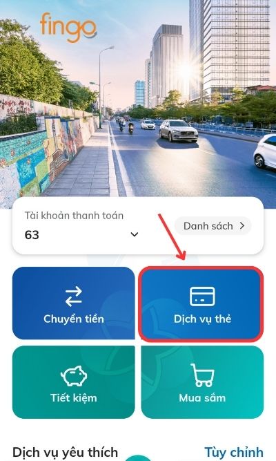 Đăng nhập vào ứng dụng. Chọn "Dịch vụ thẻ".