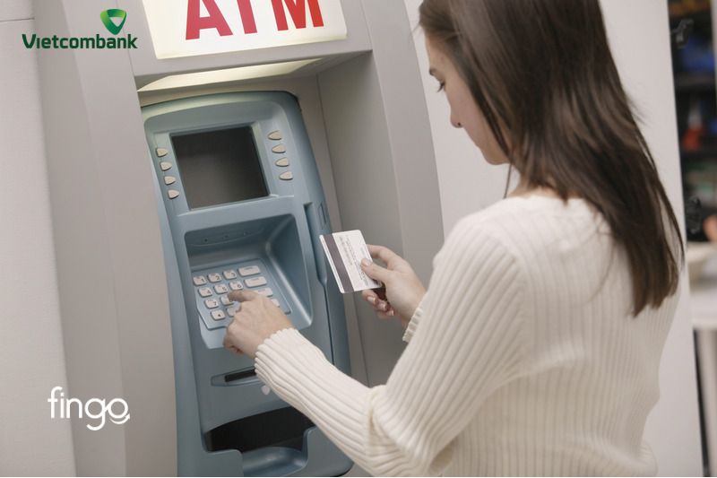 Kiểm tra lịch sử giao dịch Vietcombank ATM