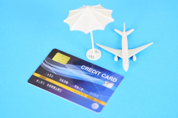 cách giảm phí thường niên thẻ tín dụng