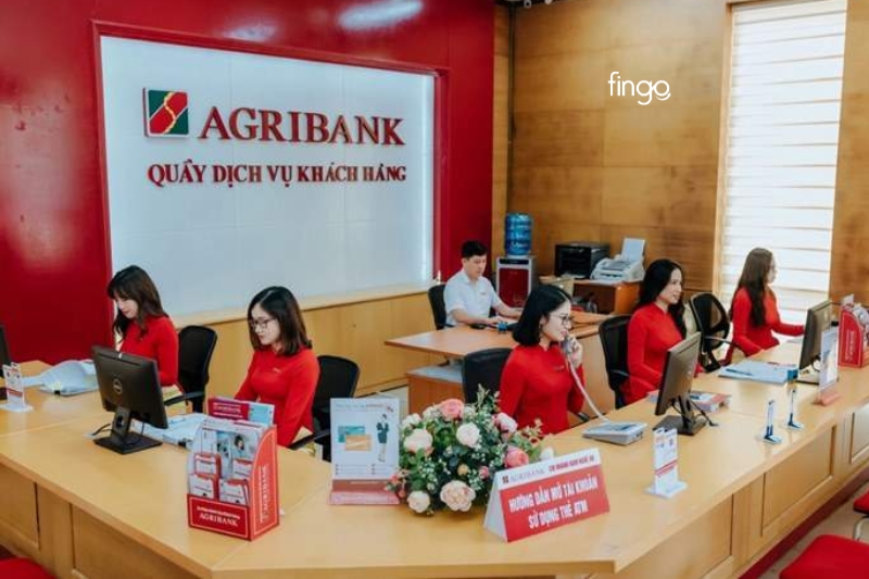Làm thẻ tín dụng nội địa Lộc Việt Agribank tại quầy giao dịch gần nhất