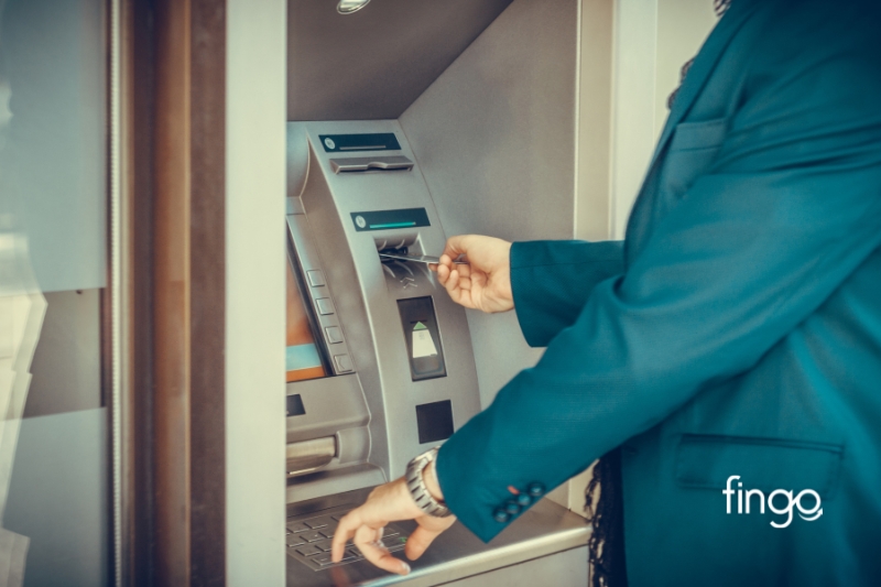 Kiểm tra thẻ Techcombank bị khóa tại cây ATM