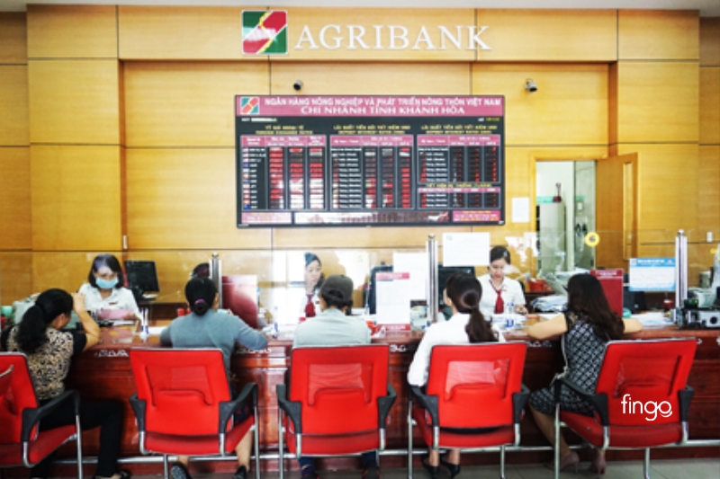 Cách hủy tài khoản Agribank tại quầy giao dịch gần nhất