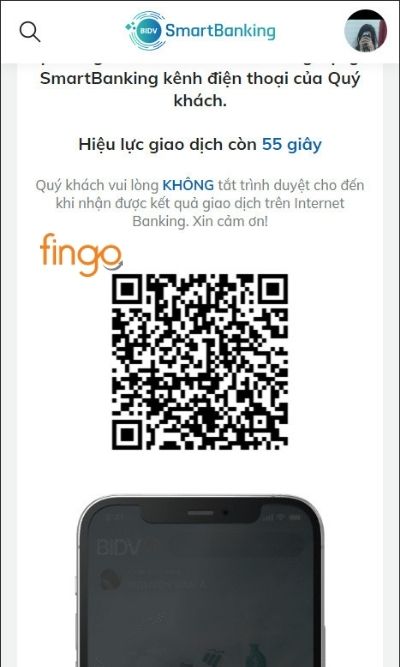 Khách hàng quét bằng ứng dụng SmartBanking BIDV để xác thực.