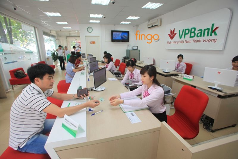 Chỉ có thể đăng ký SMS Banking VPBank trực tiếp tại ngân hàng