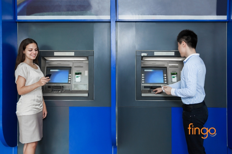 Kiểm tra lịch sử giao dịch Shinhan Bank tại cây ATM