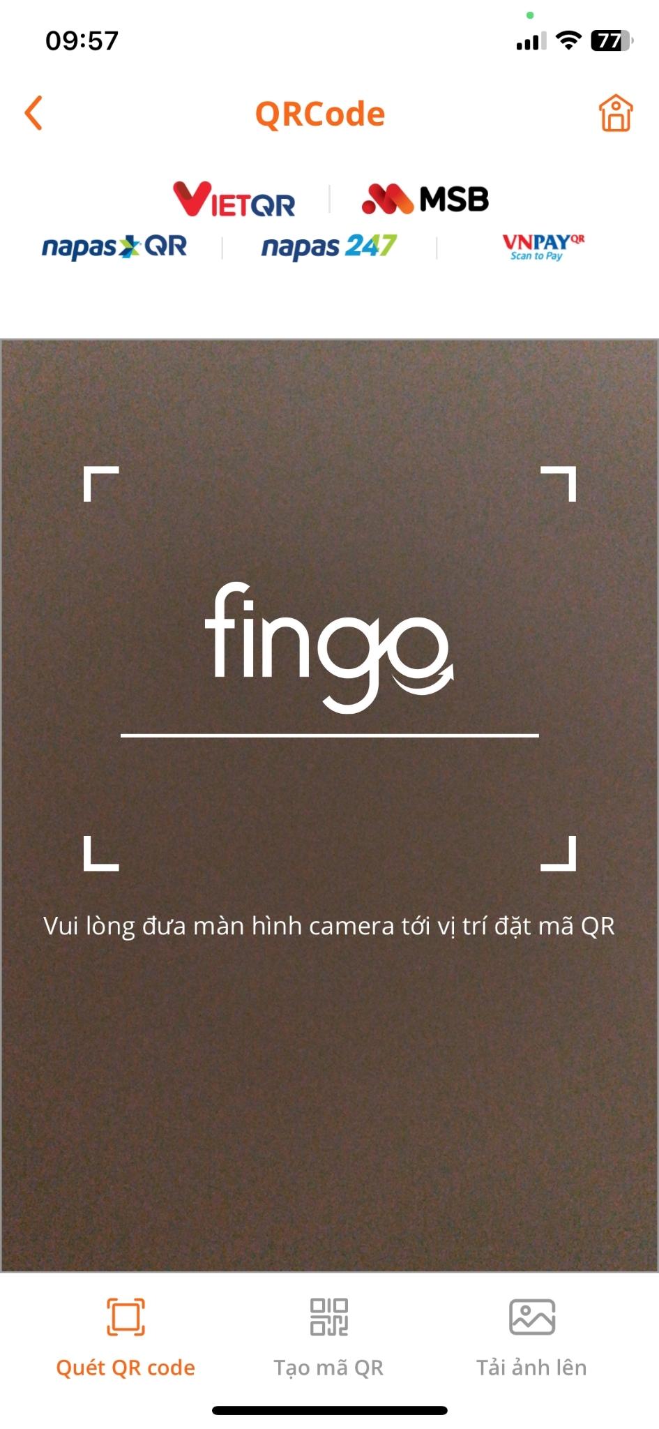 Quét mã QR doanh nghiệp cung cấp.