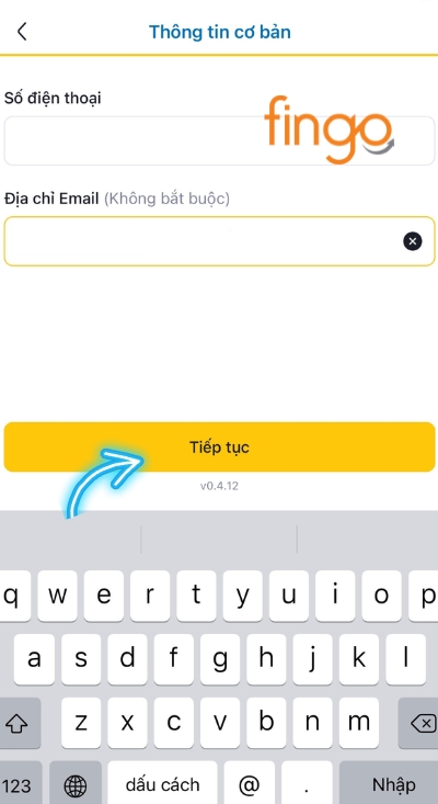 Nhập số điện thoại và Email, nhấn chọn tiếp tục