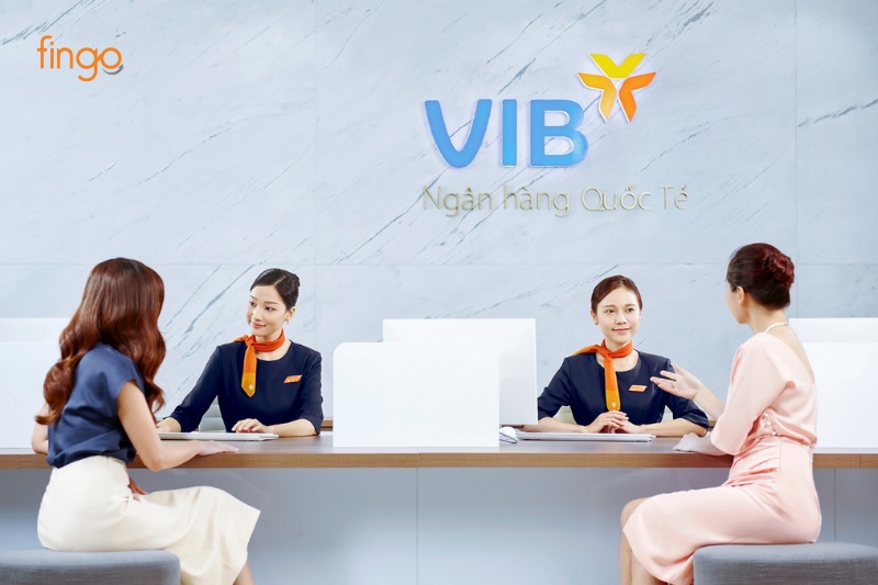 Đăng ký thẻ Visa VIB tại quầy giao dịch