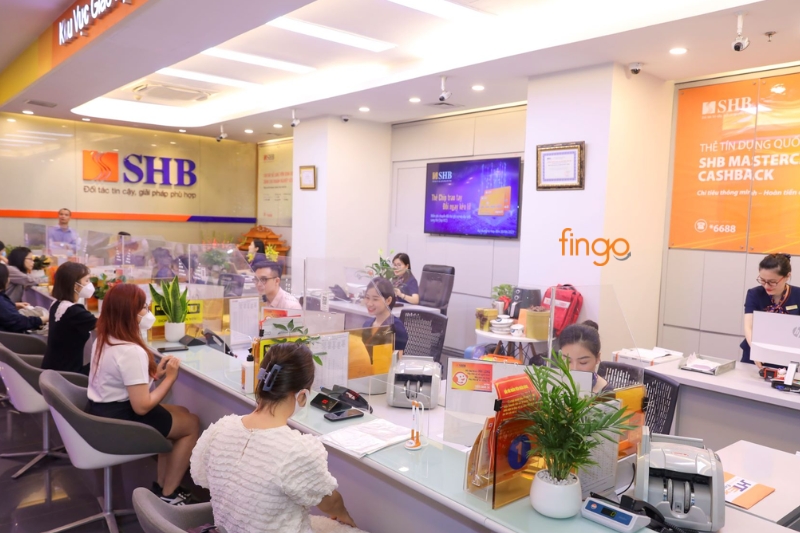 Mở thẻ tín dụng SHB MasterCard CashBack tại quầy giao dịch
