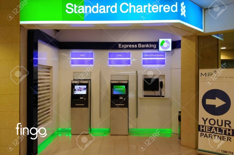 Hướng dẫn rút tiền ATM Standard Chartered