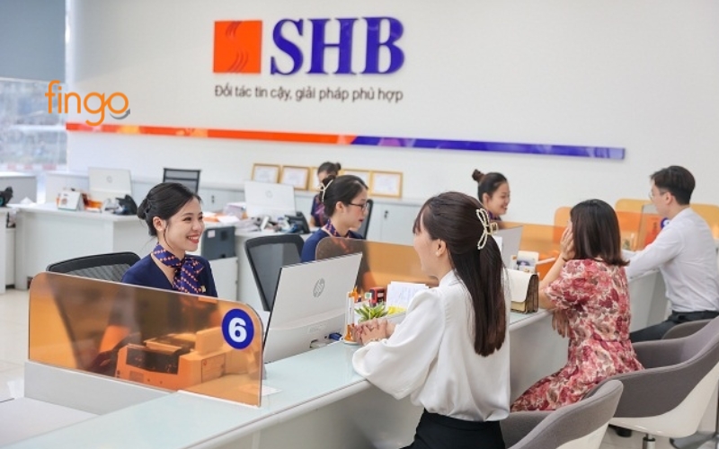 Làm thẻ tín dụng quốc tế SHB – FCB MasterCard Credit tại quầy giao dịch