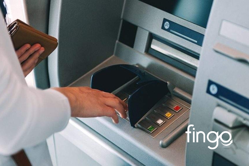 Kích hoạt thẻ Eximbank tại trụ ATM