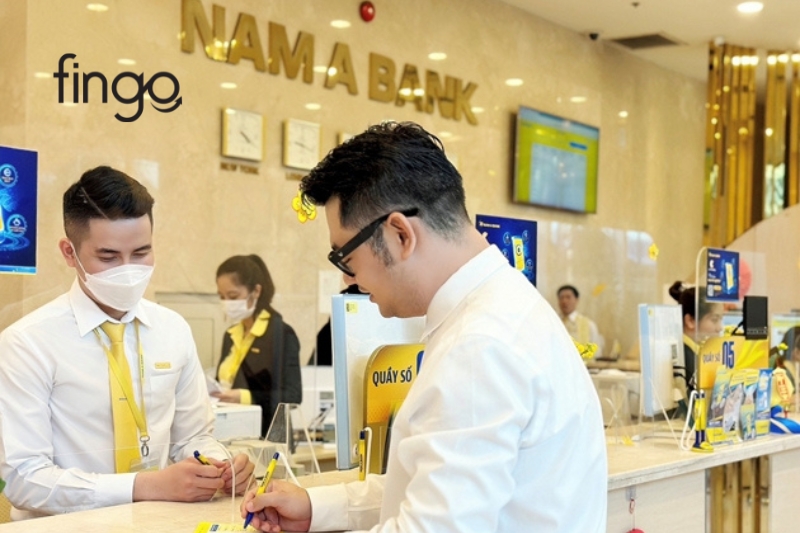 Mở thẻ Nam A Bank tại quầy giao dịch