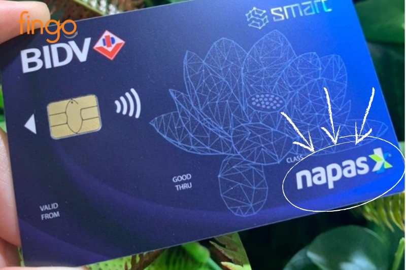 Biểu tượng Napas được in ở mặt trước của thẻ ATM BIDV