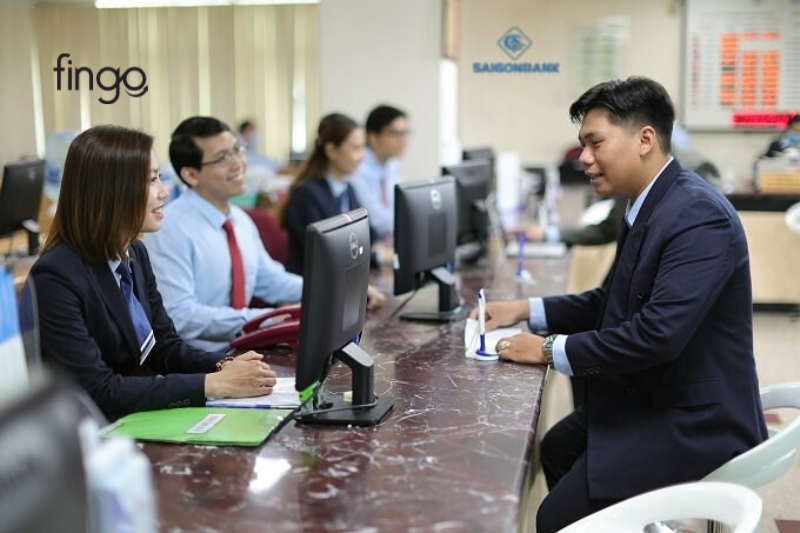 Đến trực tiếp quầy giao dịch