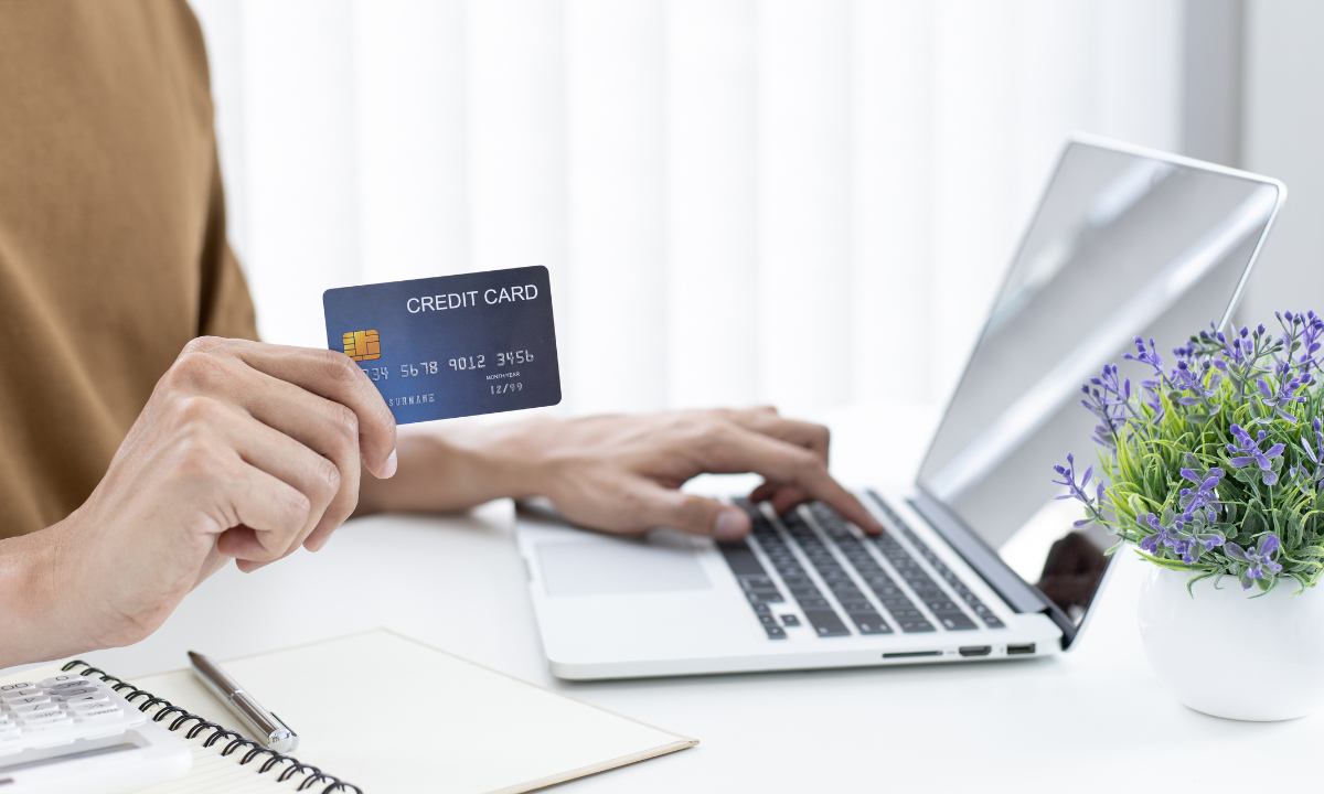 Chuyển đổi trả góp thẻ tín dụng