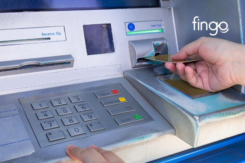 Cách rút tiền thẻ Visa Vietcombank