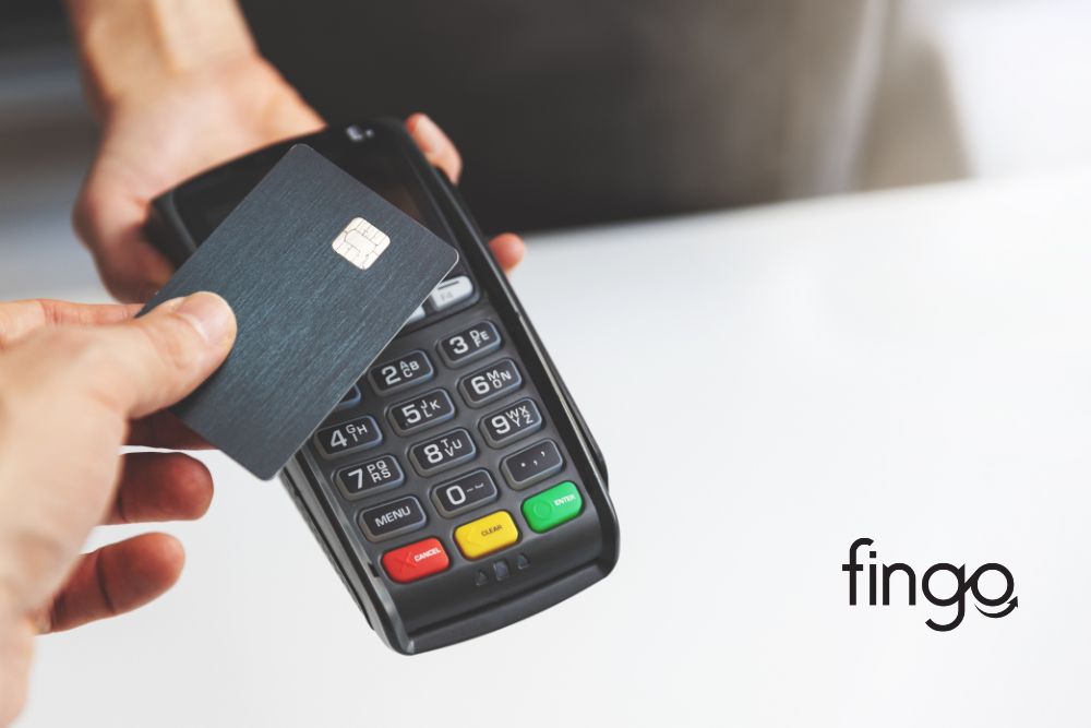 Cách sử dụng thẻ tín dụng Liobank mua sắm tại cửa hàng
