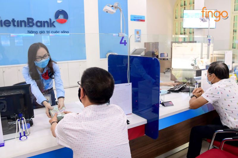 Nâng hạn mức thẻ tín dụng Vietinbank tại quầy giao dịch