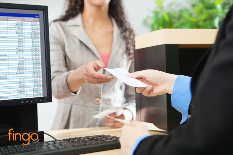 Thanh toán toàn bộ phí trước khi hủy thẻ VIB