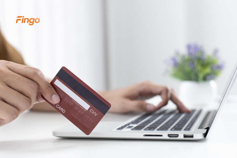Gia hạn thẻ tín dụng Techcombank bao giờ có thẻ?