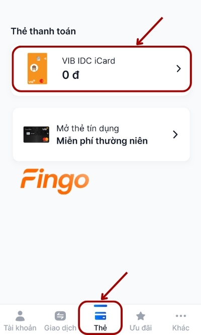 Đăng nhập ứng dụng. Chọn mục Thẻ dưới thanh điều hướng, sau đó chọn thẻ ATM cần được mở khóa.