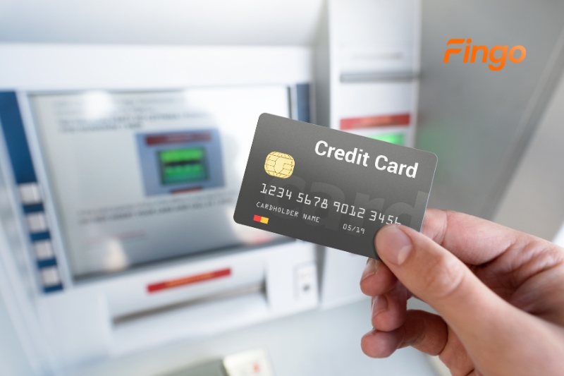 Phí tiền mặt tại ATM
