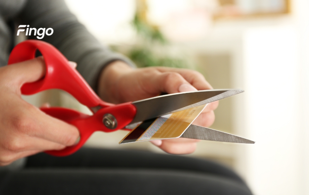 Có nên hủy thẻ tín dụng SHBFinance không?