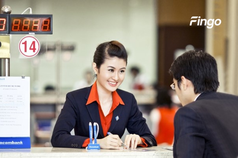 Thanh toán khoản vay Sacombank trực tiếp tại ngân hàng