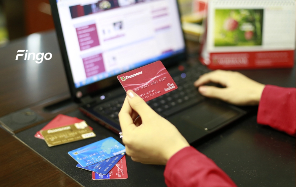 Những lưu ý khi làm thẻ ATM cho người chưa đủ 18 tuổi