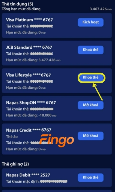 Lựa chọn thẻ muốn khóa bằng cách click vào mục Khóa thẻ