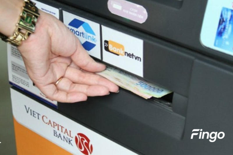 Cách rút tiền thẻ tín dụng Bản Việt tại ATM