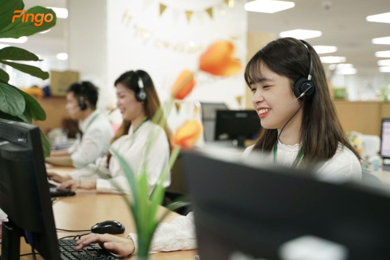 Gọi đến tổng đài ngân hàng để báo mất thẻ