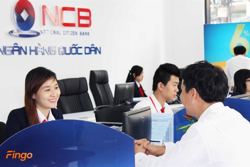 Bạn có thể thực hiện thanh toán cước Internet tại quầy giao dịch NCB