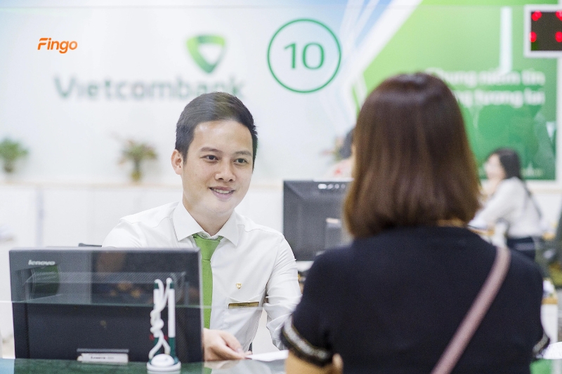 Cách chuyển tiền từ Vietcombank sang Sacombank