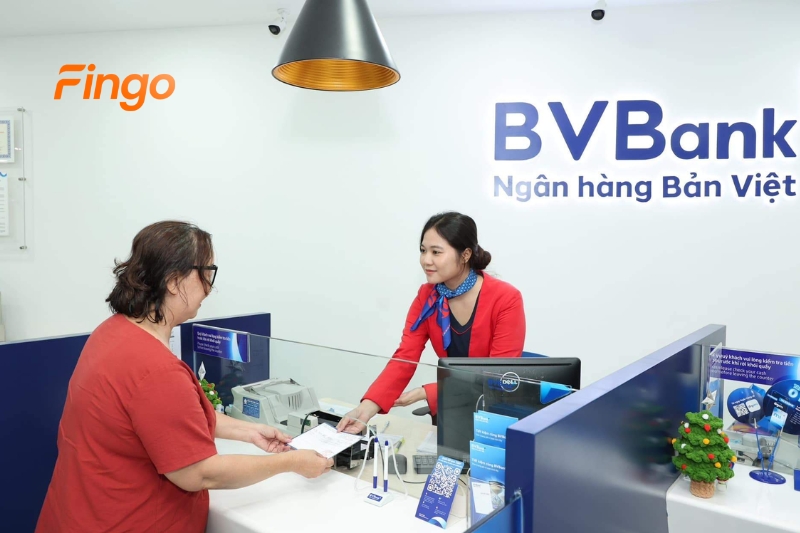 Mở thẻ tín dụng Bản Việt bị khóa tại quầy giao dịch