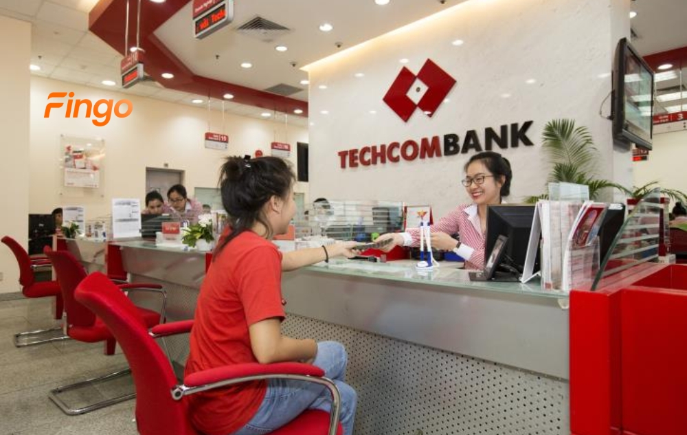 Phí chuyển tiền Techcombank tại quầy giao dịch