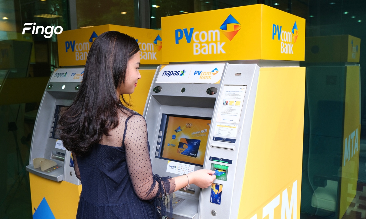 Cách rút tiền thẻ tín dụng PVcomBank tại cây ATM