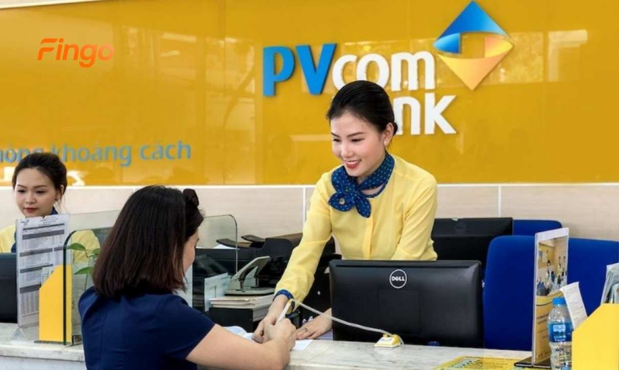 Kích hoạt thẻ PVcomBank tại chi nhánh giao dịch