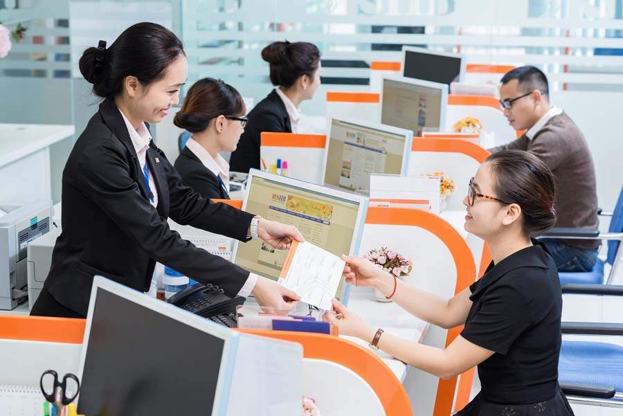 Đăng ký vay ô tô SHB tại quầy giao dịch
