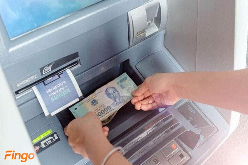 Lưu ý khi chuyển tiền mặt vào thẻ ATM Vietinbank 